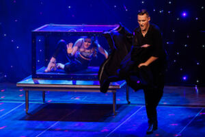 Julian Pyhrr - MAGIC FROM VEGAS