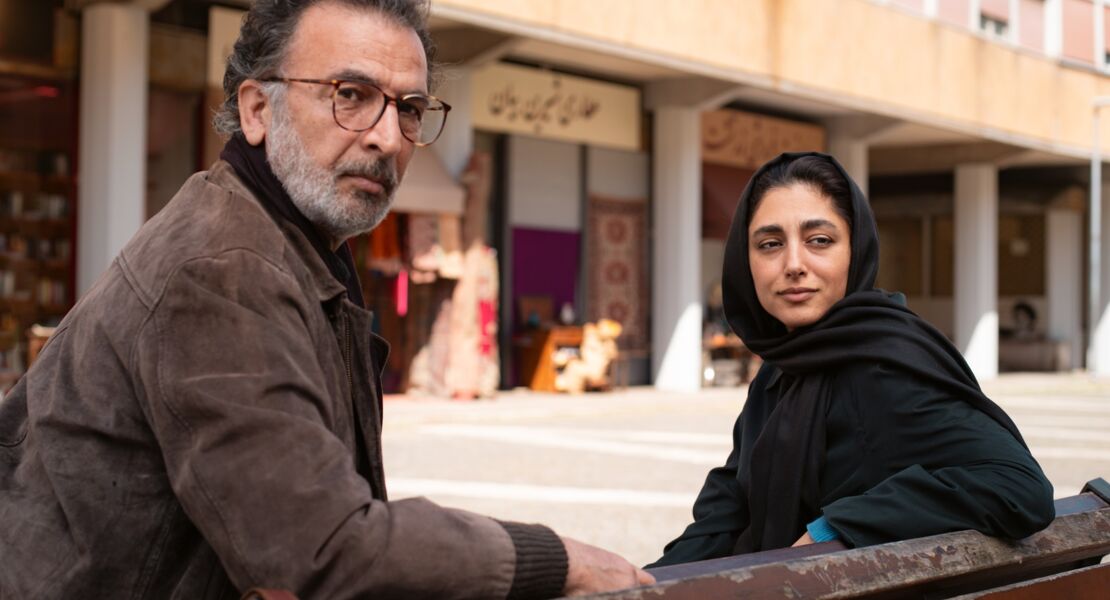 lolita-lesen-in-teheran