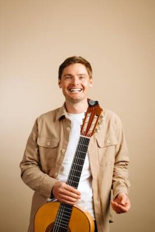 david-berlinghof-prasentiert-zamglacht-mit-christl-sittenauer-angela-ascher-und-maxi-pongratz-mit-christl-sittenauer-maxi-pongratz-und-angela-ascher