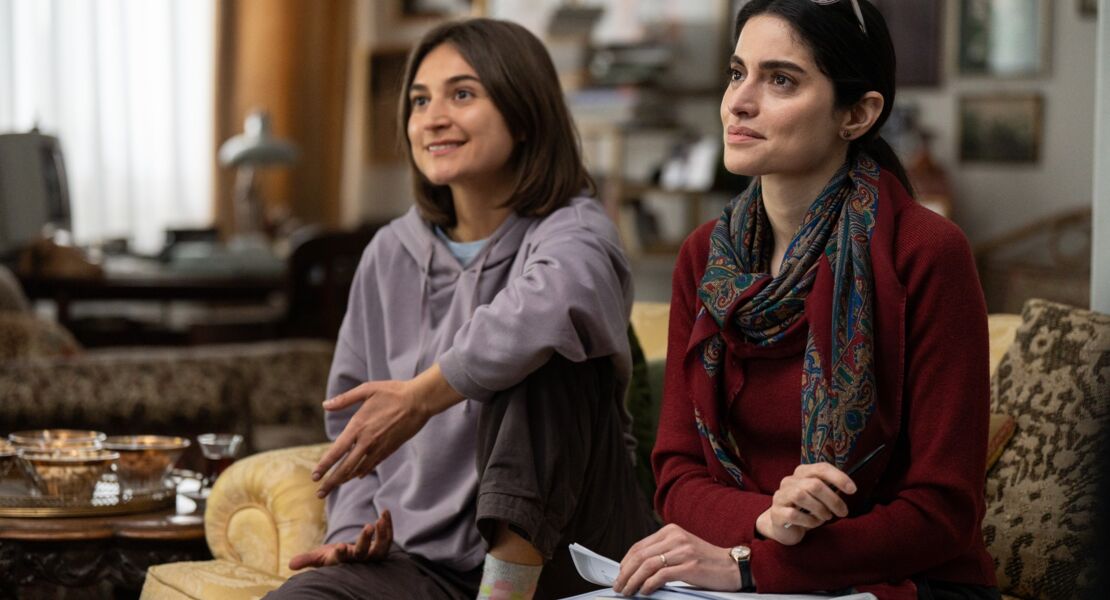 lolita-lesen-in-teheran