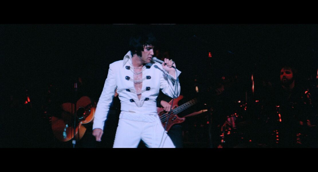 epic-elvis-presley-in-concert